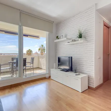 Apartment Charming With Patio