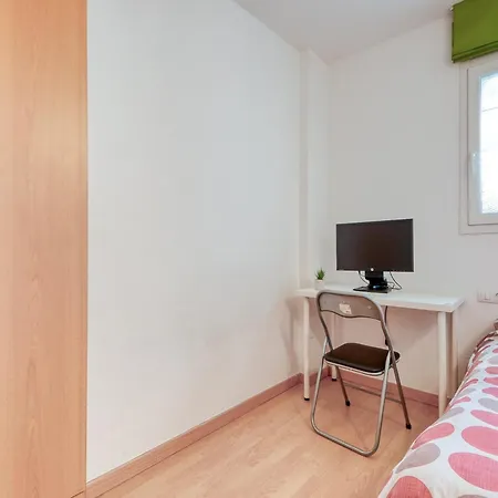 Apartment Charming With Patio *