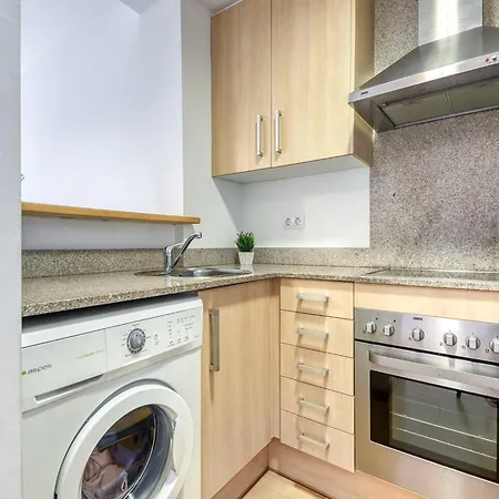 Charming With Patio Apartment *